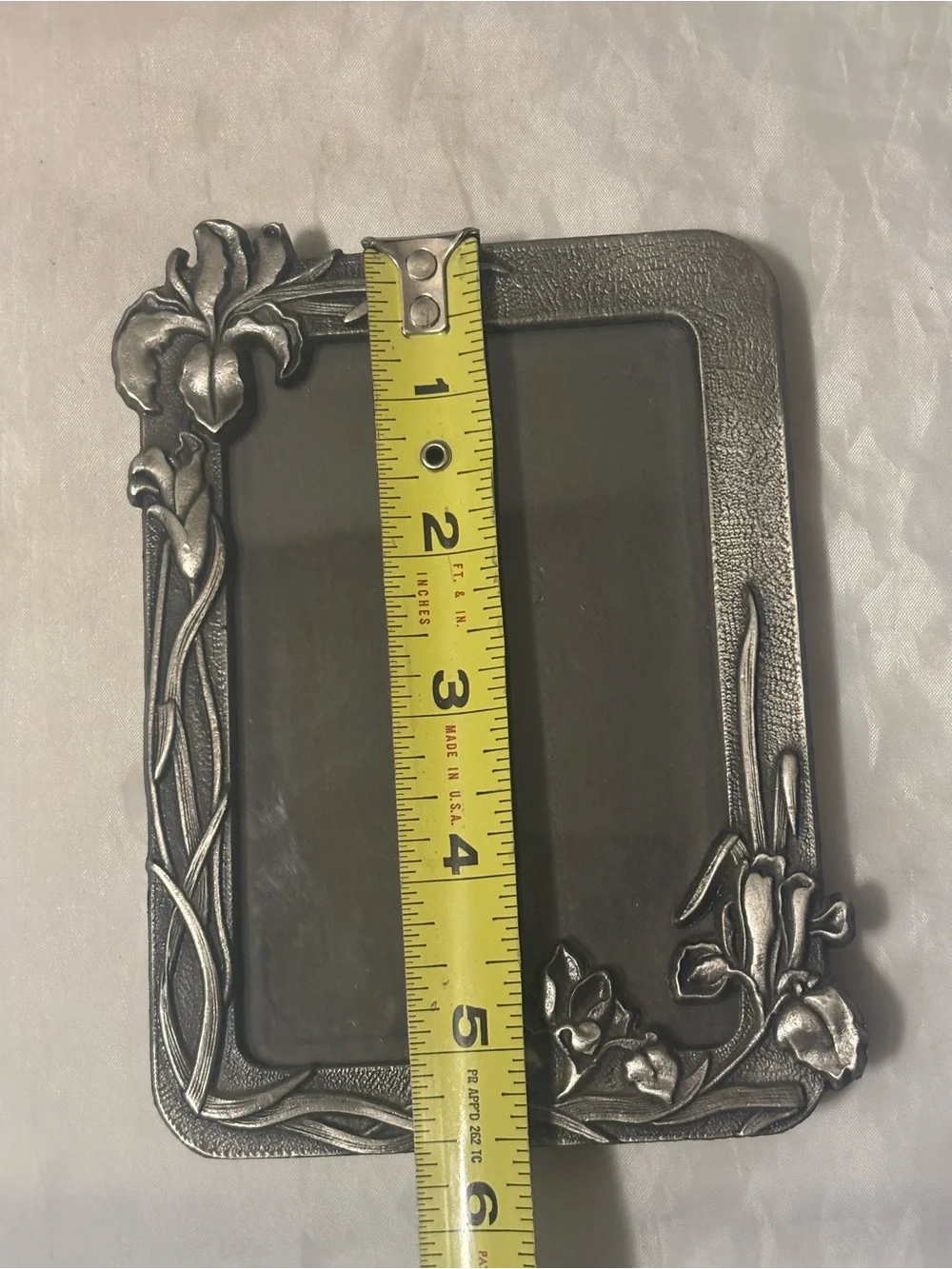 Decorative Iris Floral Metal Picture Frame -
